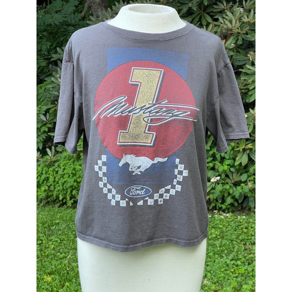 Vintage Style Women's Mustang Racing Crop Top T shirt sz M